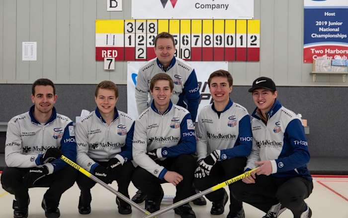 team-stopera-curling-photo.jpg